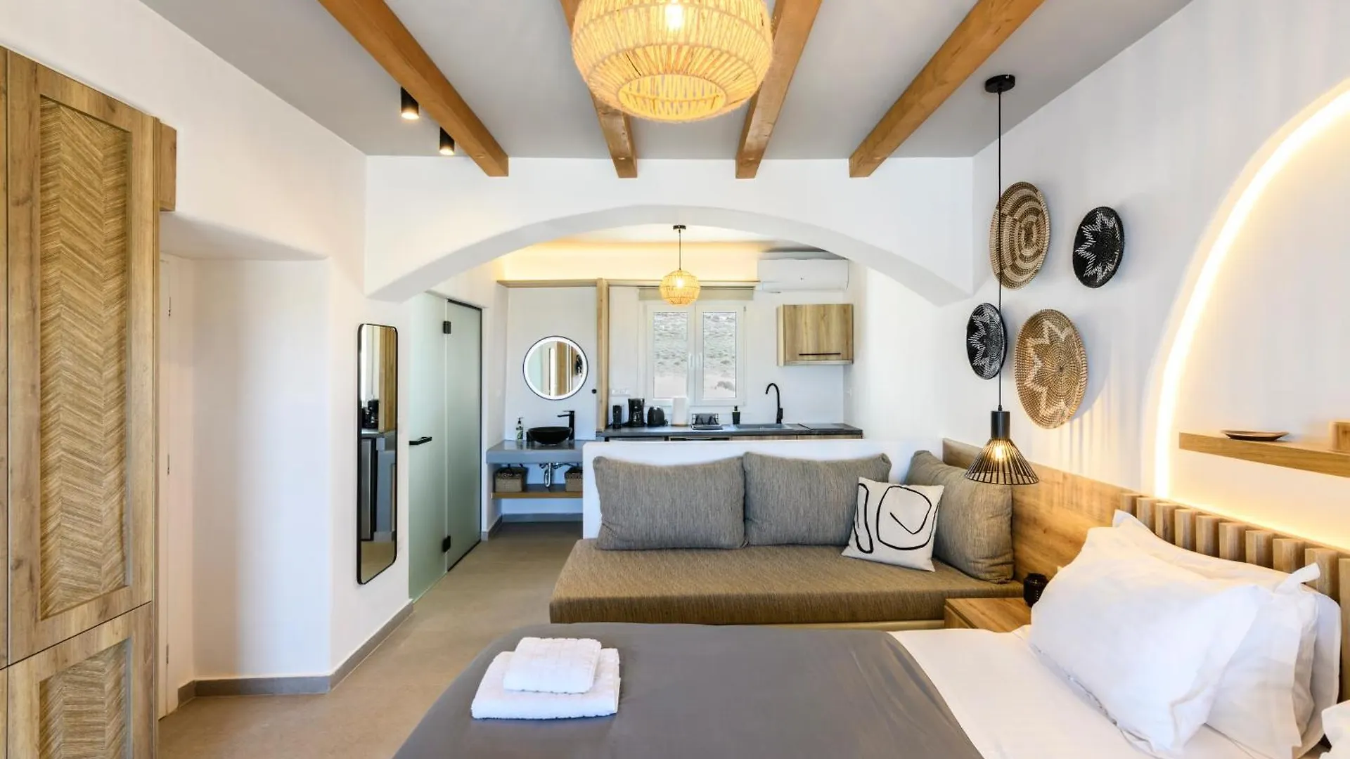 Aparthotel Sea Rock & Sky Private Mykonos Residence Merchia Beach Greece