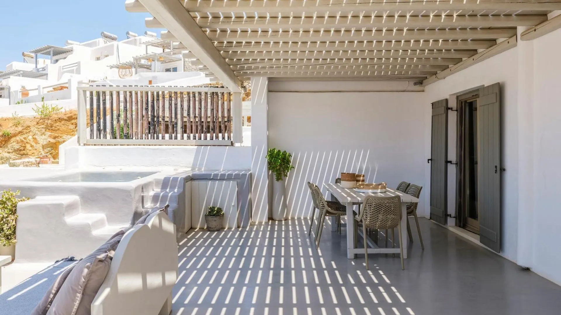 Sea Rock & Sky Private Mykonos Residence Merchia Beach Aparthotel