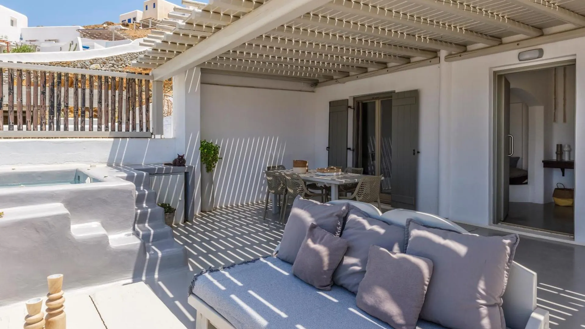 Aparthotel Sea Rock & Sky Private Mykonos Residence Merchia Beach Greece