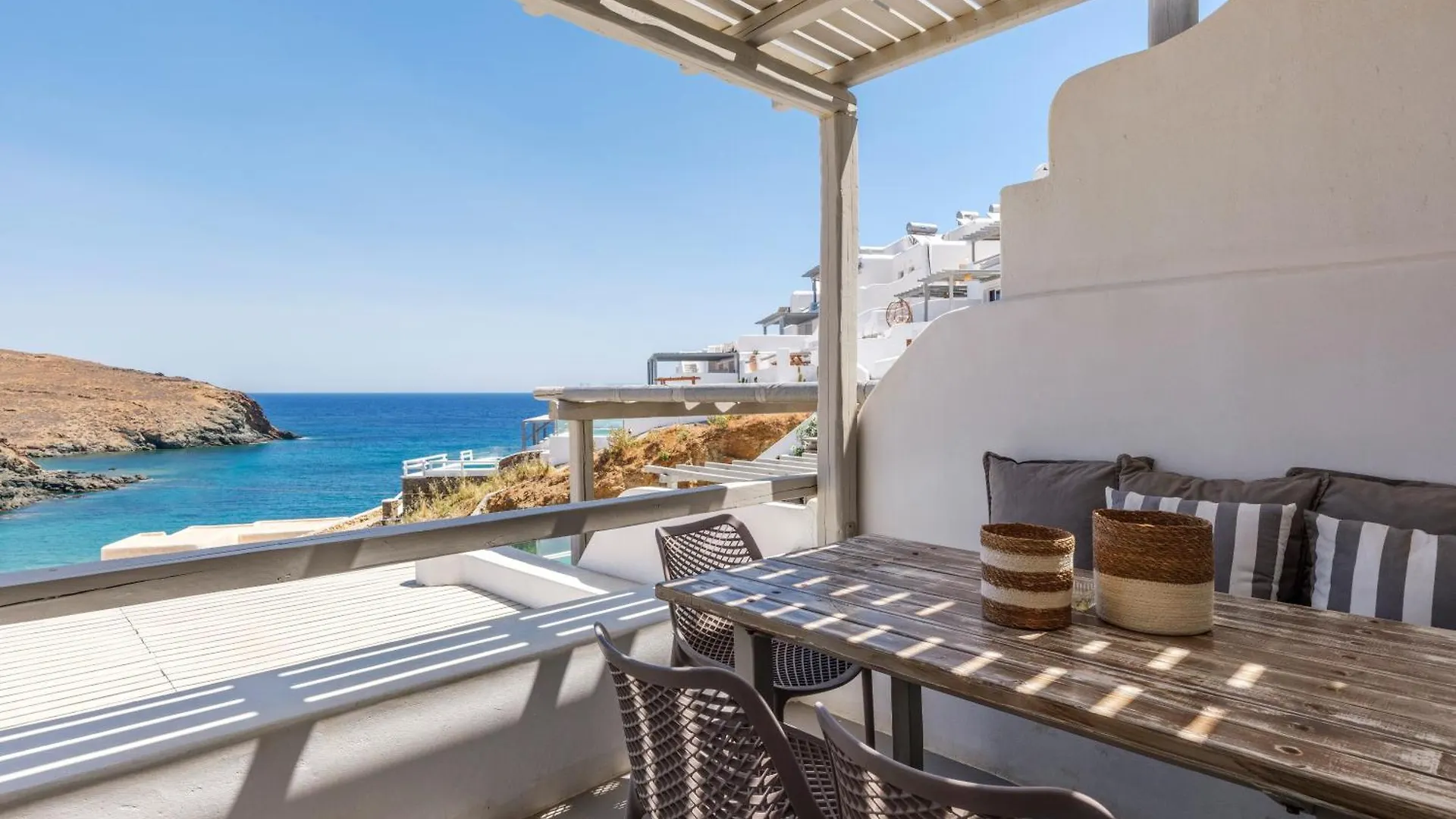 Aparthotel Sea Rock & Sky Private Mykonos Residence Merchia Beach