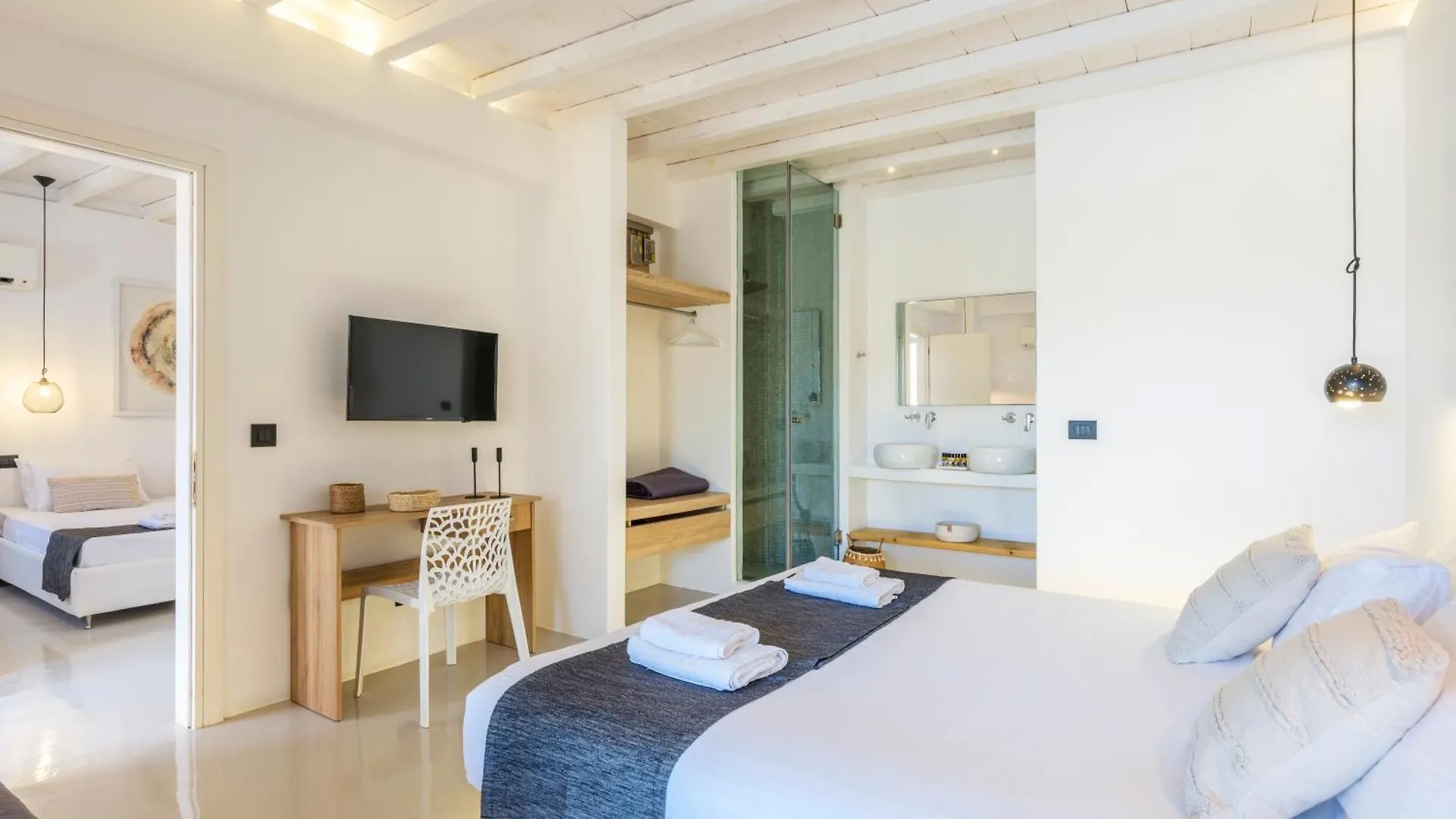 Sea Rock & Sky Private Mykonos Residence Merchia Beach 0*,